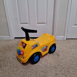Elmo Kids Ride-on-toy 