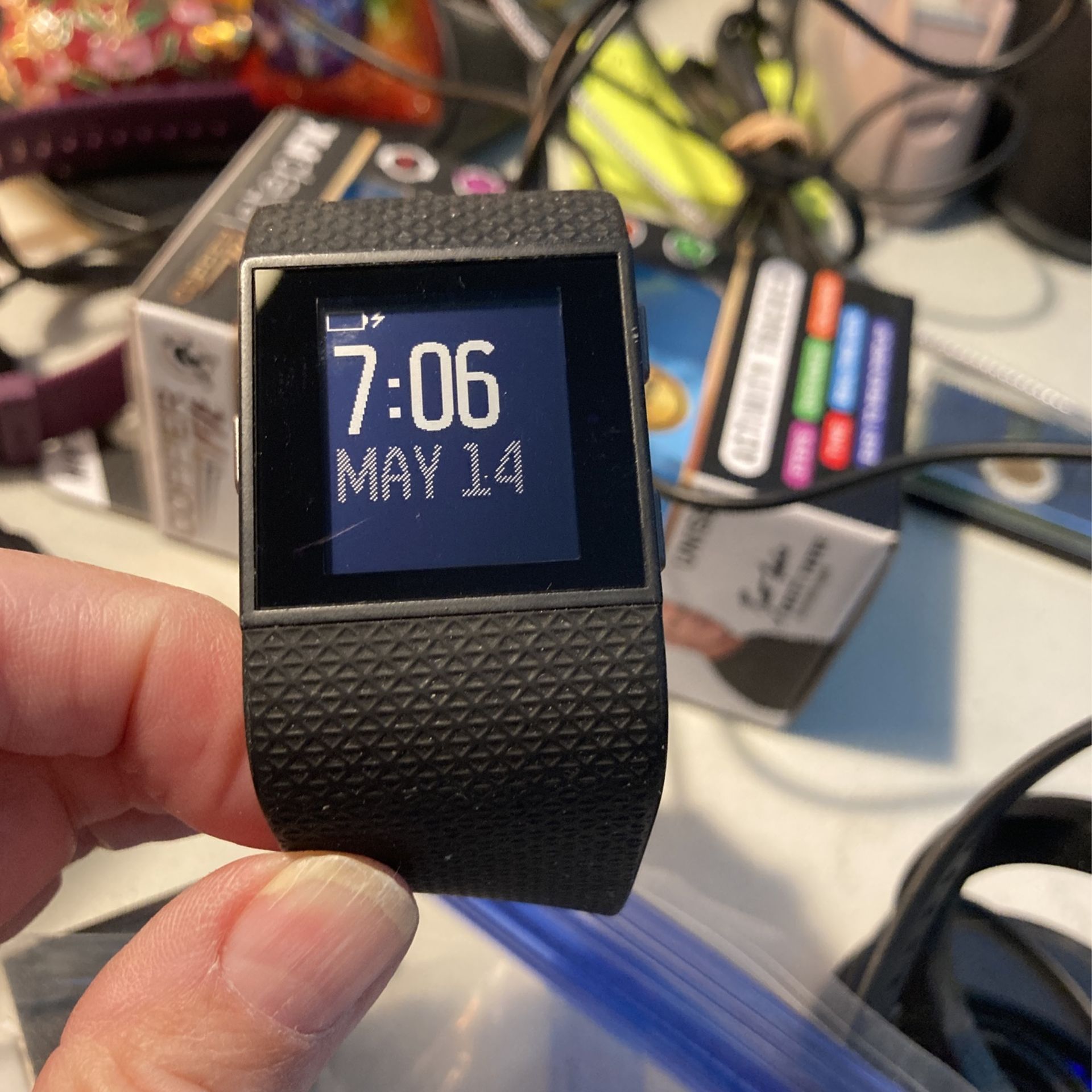 Fitbit Surge Smart Fitness Watch Superwatch Wireless Activity