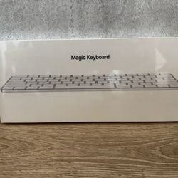 Apple Magic Keyboard A2450