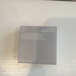 ✨ r.e.m. beauty Hypernova Satin Matte Blush – Strawberry Nebula ✨