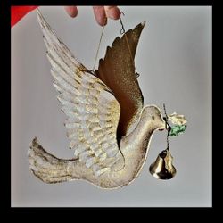 Metal Art White & Gold Distressed Dove