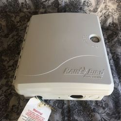 Rainbird Water Irrigation System