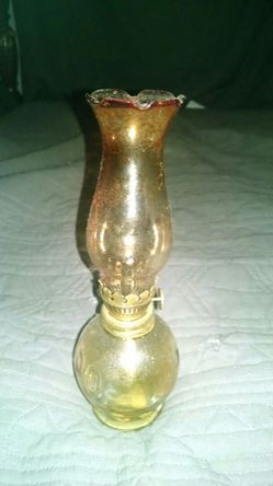 Small vintage oil lamp very nice peice won't last long and it works perfectly