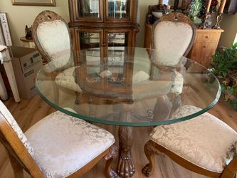 Dinning Table