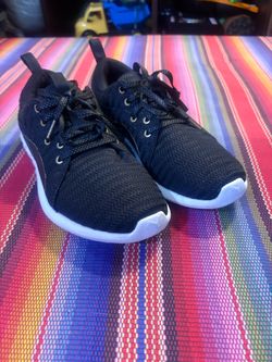 PUMA Carson 2 Metallic women's running sneakers size 8