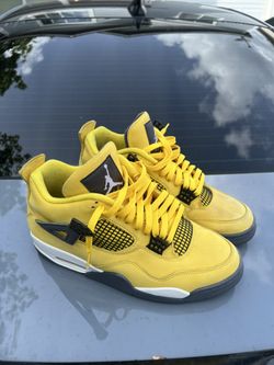 Jordan 4 Lighting Size 10.5