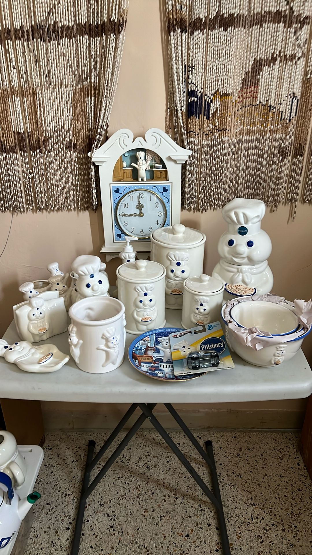Pillsbury  Collection Starter  W/ Free  Tea Kettle 
