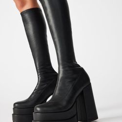 Steve Madden Cypress Platform Boots