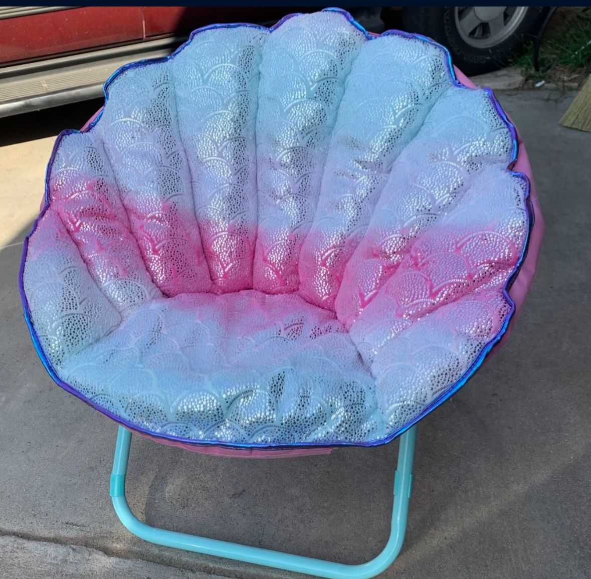 2 Girls Justice Mermaid Sea Shell Folding Chair / Folding Papasan Chair (2 Sillas De Niña)