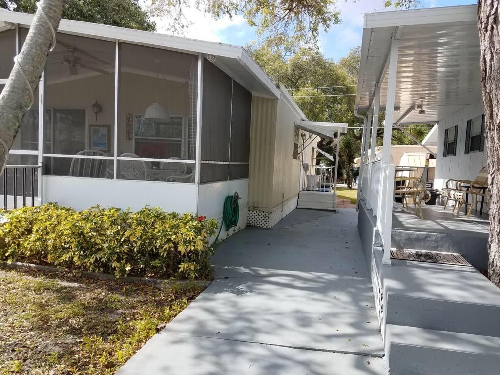 DOUBLE WIDE MOBILE HOME IN HALLANDALE. for Sale in Hallandale Beach, FL