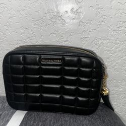 Michael Kors Cross Body Bag
