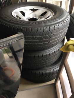 Tires size 275/70/16 for Toyota Tacoma