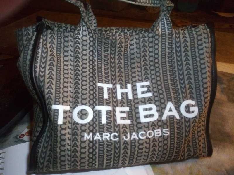 MARC JACOBS BAG