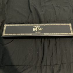 Universal Studios Harry Potter 2019 Collectors Wand