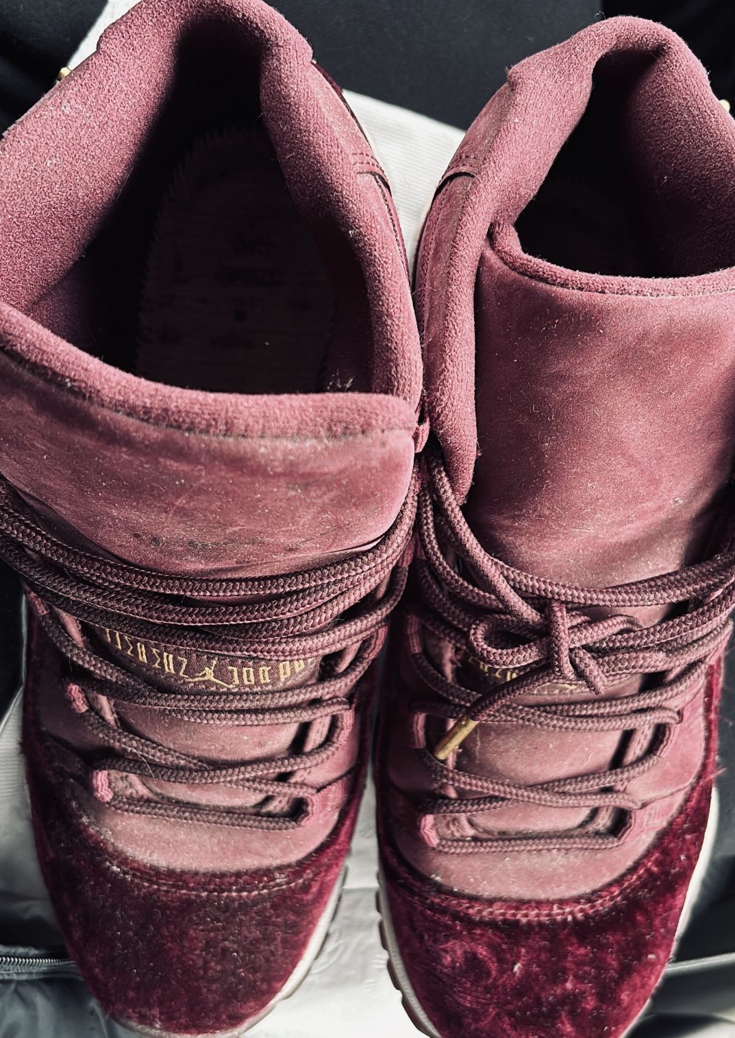 Jordan 11 High Velvet