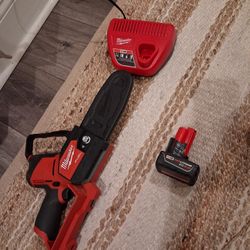 Milwaukee Pruning Saw