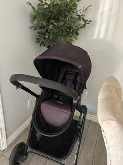 Even Flo infant stroller