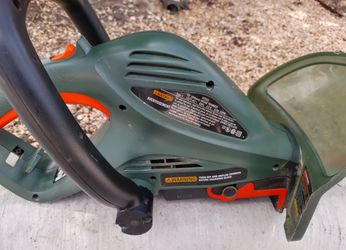 Black & Decker 505b 120v 18 Auto Stop Hedge Trimmer for Sale in South  Plainfield, NJ - OfferUp
