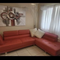 RED 😍 Sectional - MODERN w/ ADJUSTABLE HEADRESTS 👏🏻