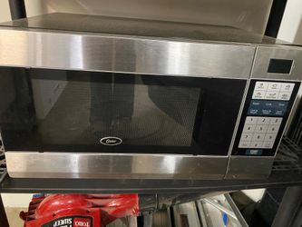 Large Oster microwave works great