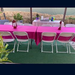 Chairs /tables