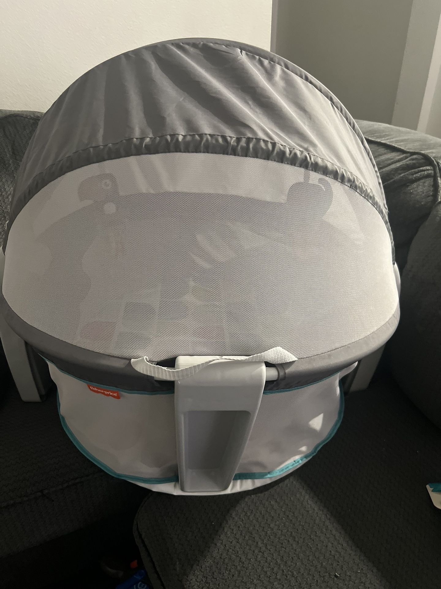 Fisher Price On-the-go Baby Dome