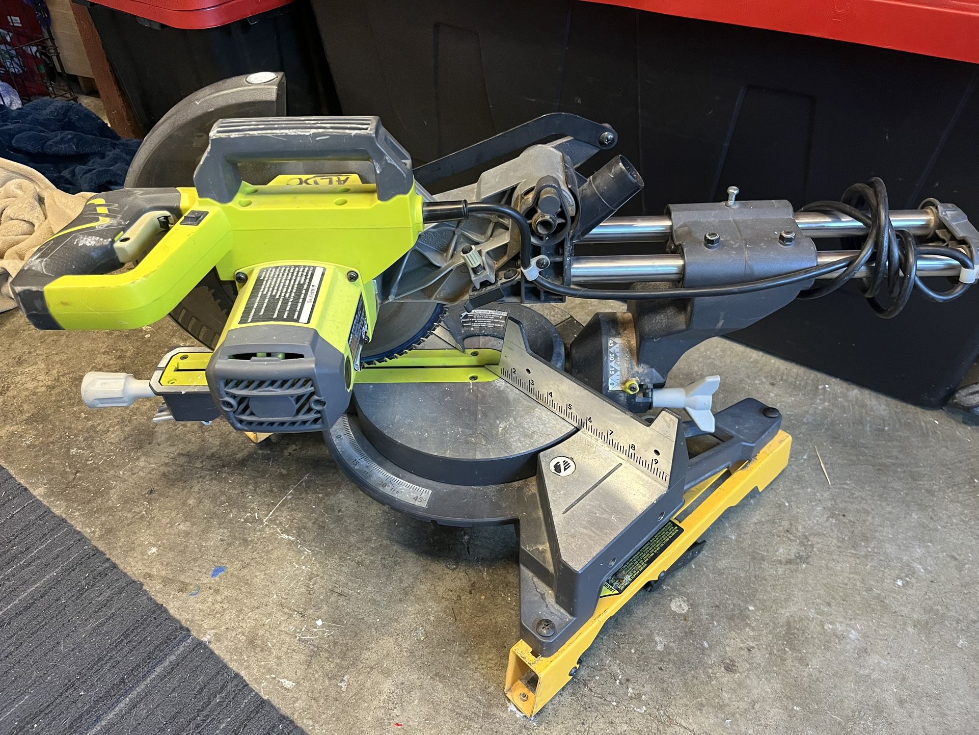 Miter Saw & Table Saw Combo
