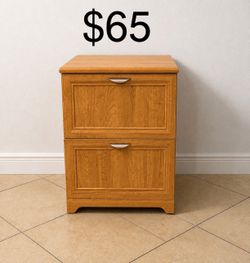 2-Drawer File Cabinet Like New