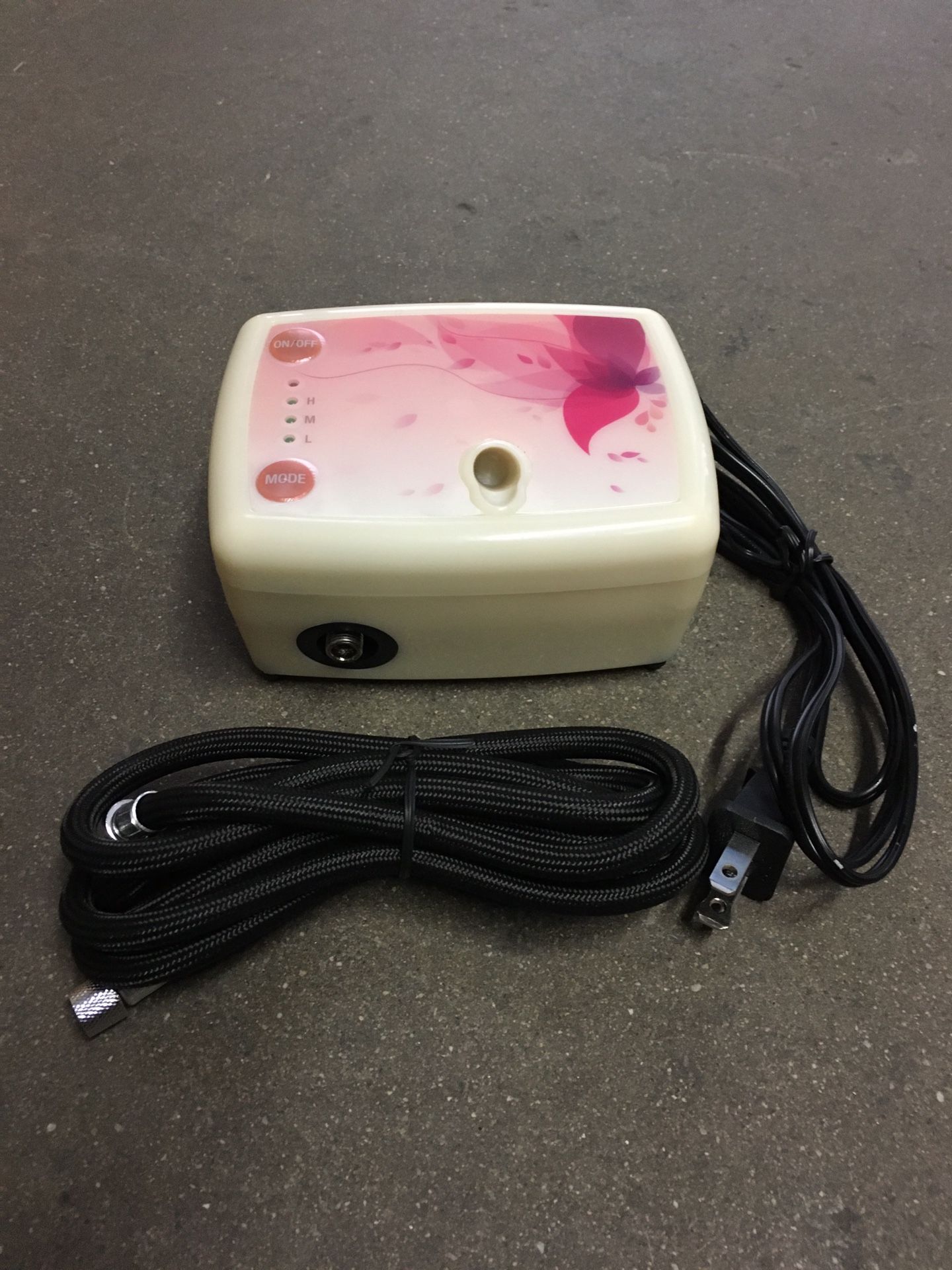 New in box $15 mini airbrush compressor with air hose