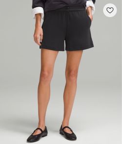 Lululemon Softstreme Shorts 4”