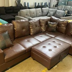 BRAND NEW SECTIONAL COUCH WITH OTTOMAN INCLUDED