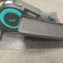 Cubii Jr elliptical bundle with mat