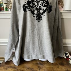 Laura Scott Sweatshirt Size 2x Gray and black Long sleeve sweatshirt Black sequins and designs on the front.