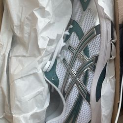 ASICS dark Neptune size 12