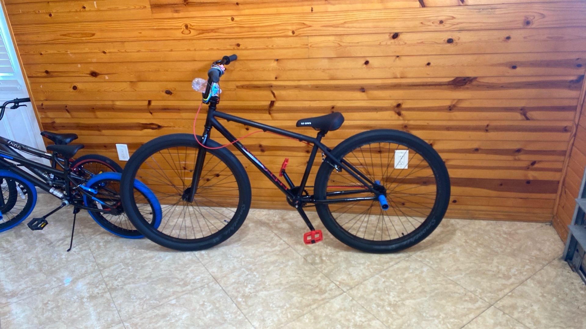 Gt Performer Black And Red 29 Inch