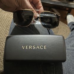 Versace 