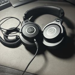 Audio Technica Headphones ATH-M40X