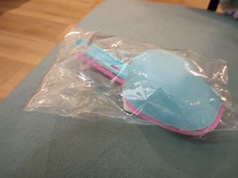 Blue And Pink Dog Or Cat Food Scoopers
