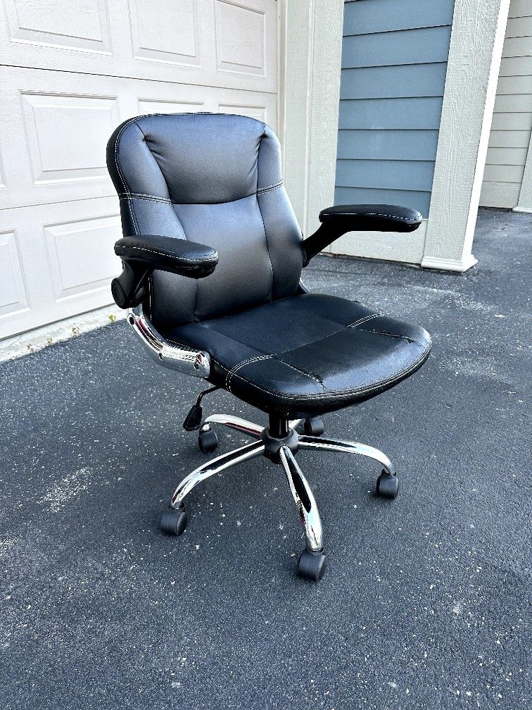 Black Leather Office Chair