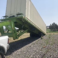 Trailer 40 Ft Deckover 