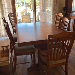 Dinning Table And Chairs