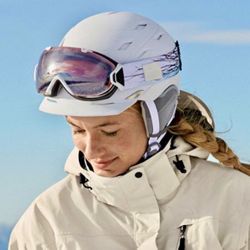 Brand New In The Box Ski Snowboard Helmet - Smith S Compass MIPS Pearl White Women’s Small