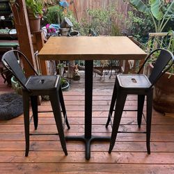 Bar Table And 2 BarStools 