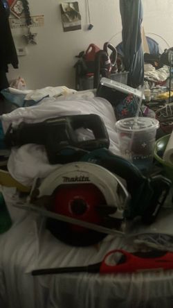 Makita tool for 120$