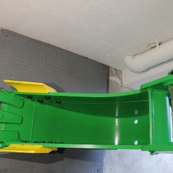 Excavator CAT 320 Bucket Rock Heavy Duty 18-inch width. 