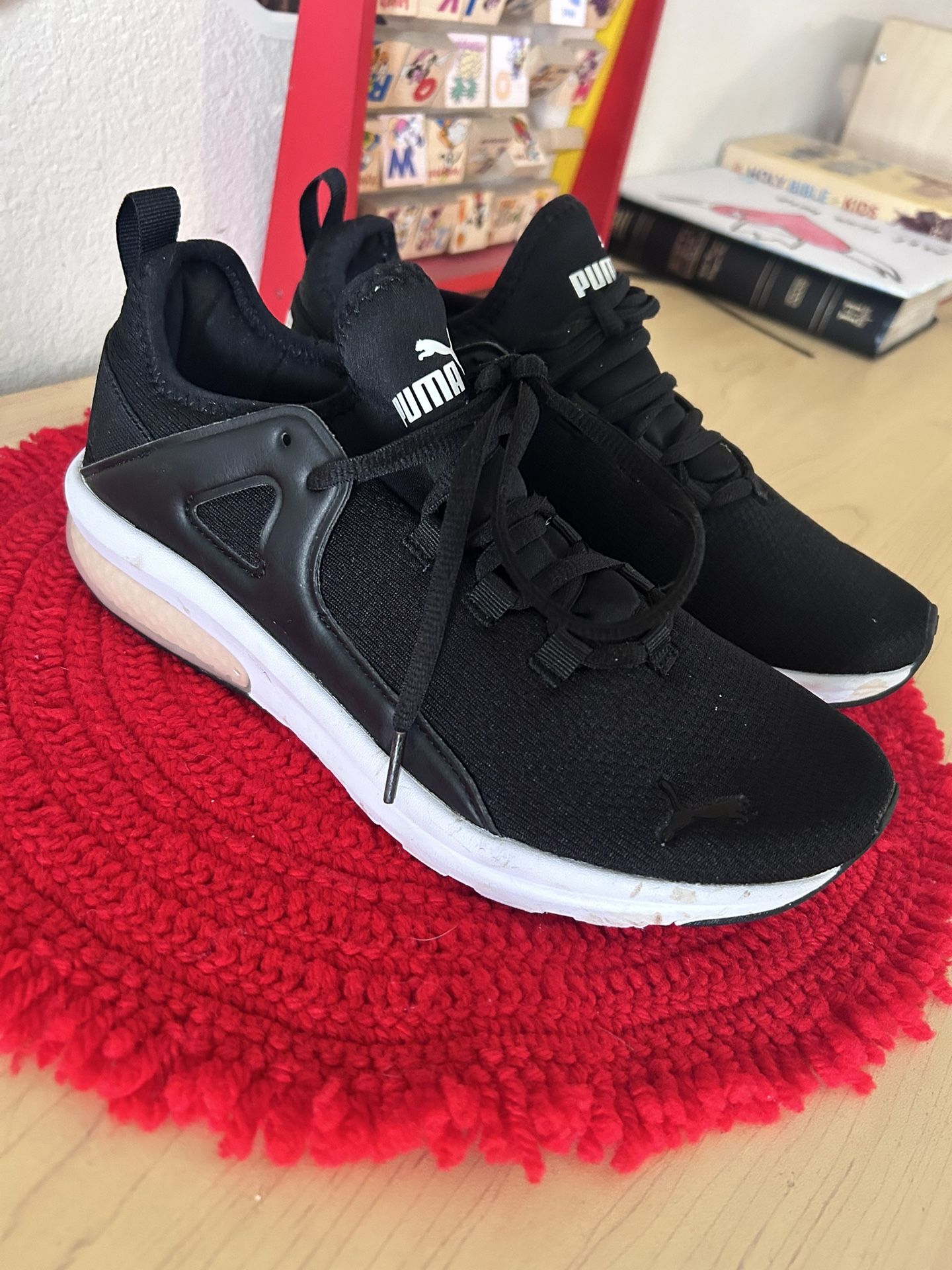 Tenis Puma Size 8.5 W