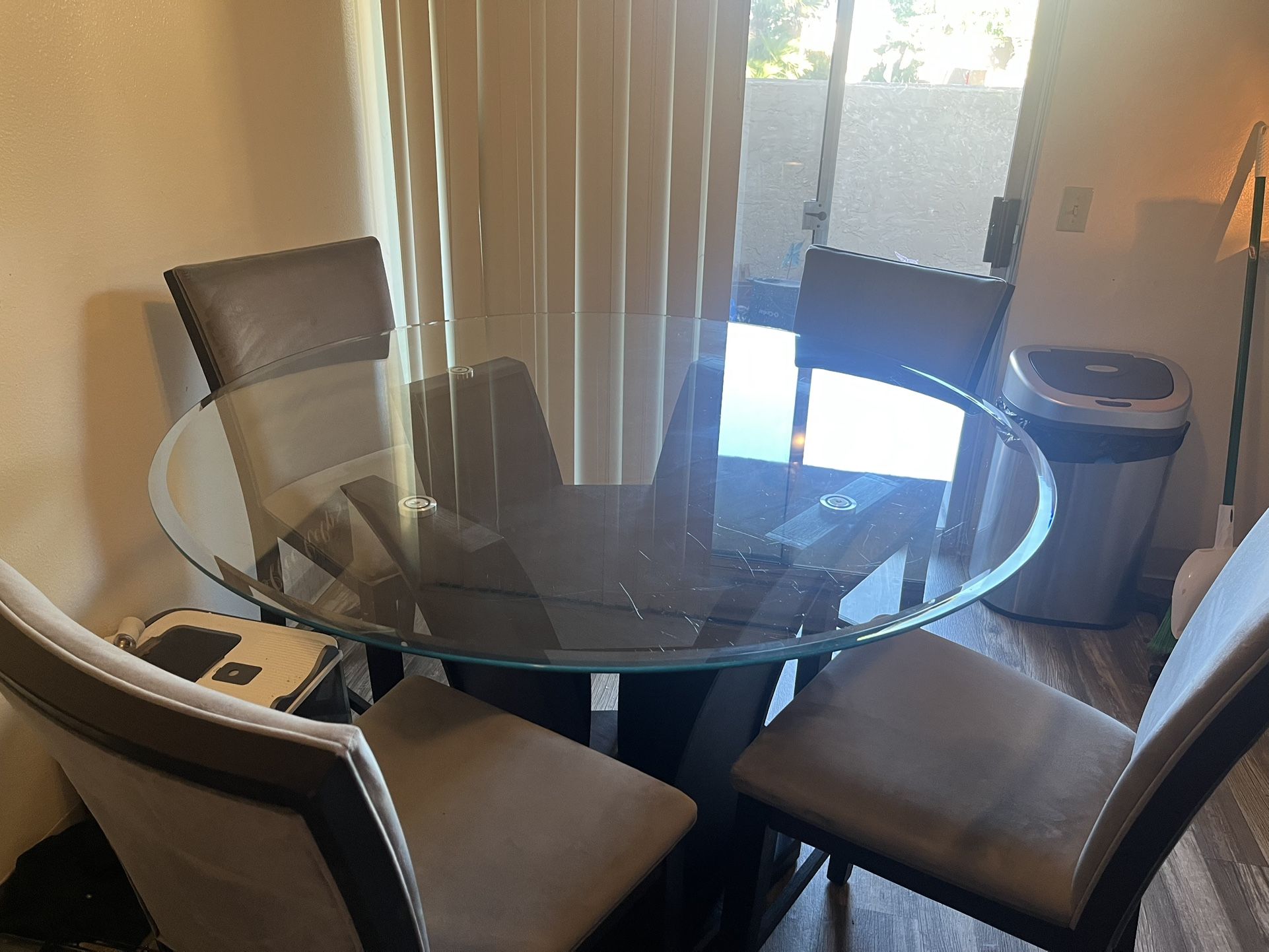 Dining Table 4 Chairs Must Pick Or Best Offer