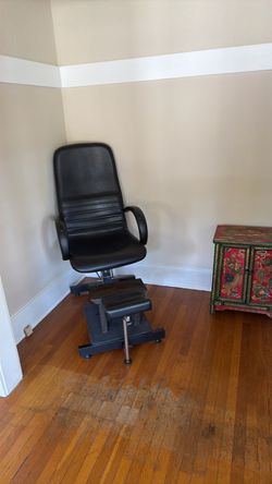Pedicure chair