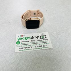 On Sale Apple Watch Series 4 40MM