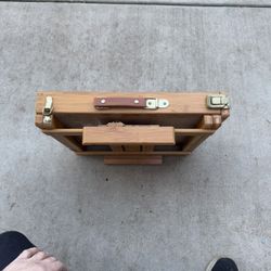 Art Alternative Wood Ravenna Box Table Easel Natural 34” With Drawer